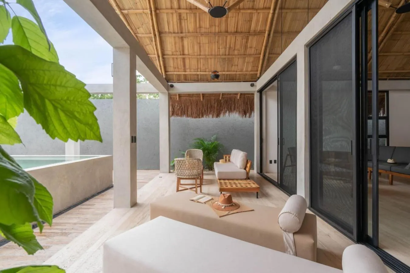 Luxury Villa Toh 5 With Private Pool 图卢姆 度假居
